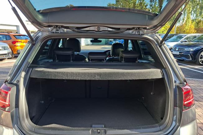 Volkswagen Golf Photo 12