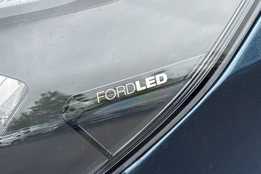 Ford Transit Custom Photo autoimg-711858d4c8c5b1ea1eae738cc08f2497bf17a6a9.jpg