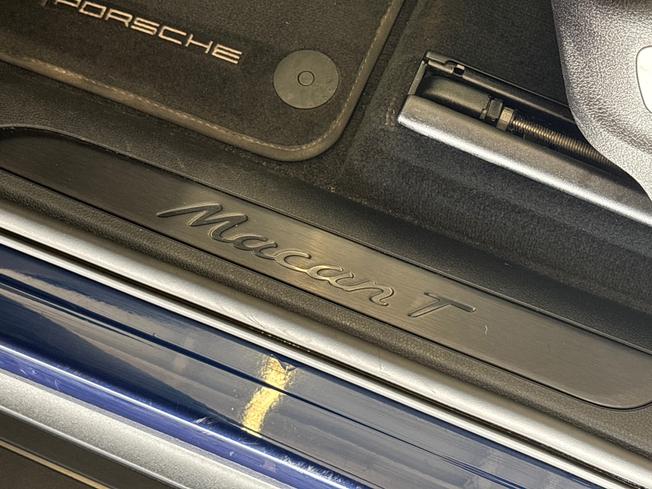 PORSCHE Macan Photo 30