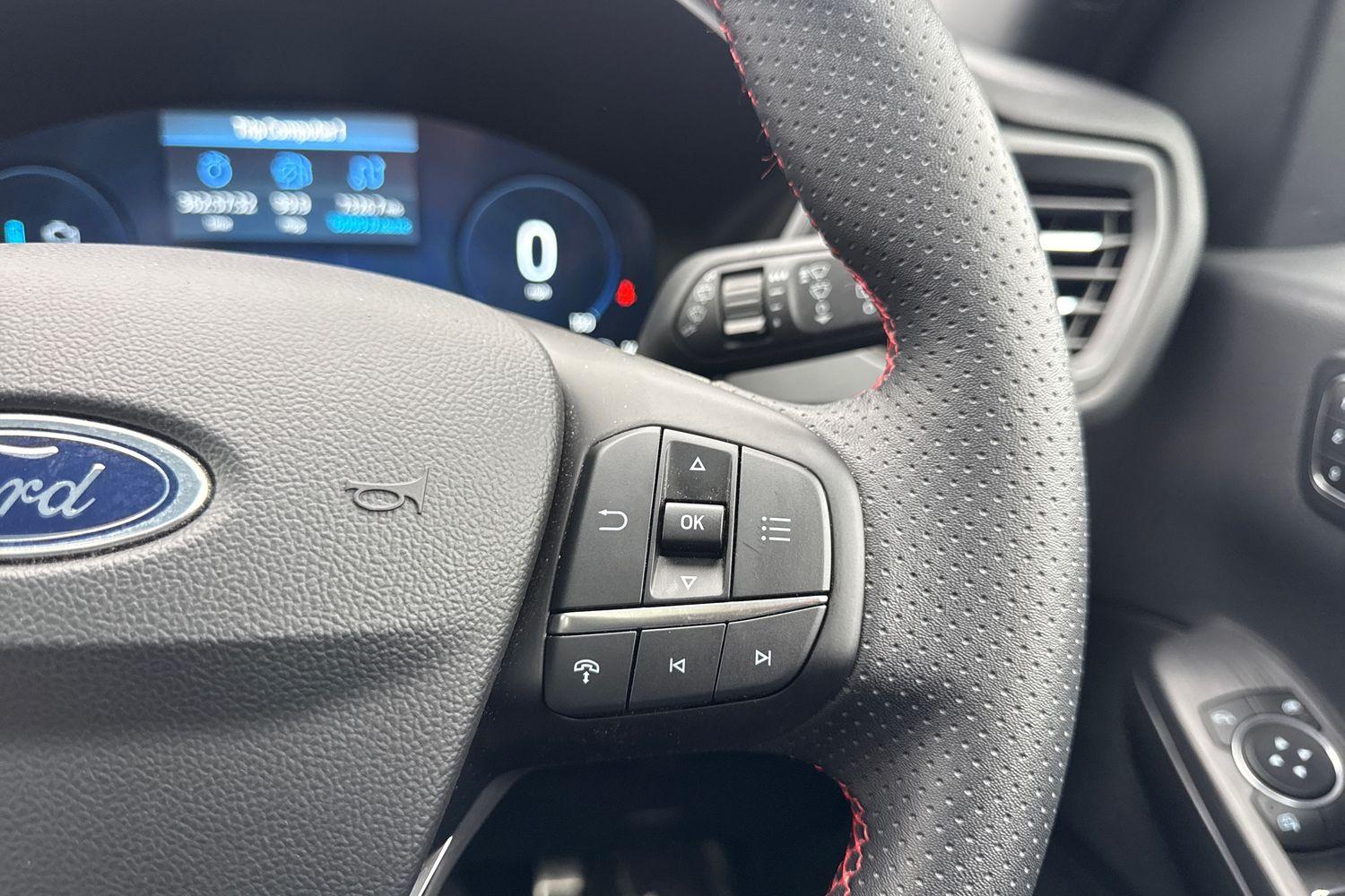 Ford KUGA Photo 37