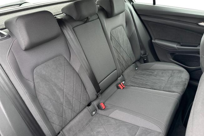 Volkswagen Golf Photo 9
