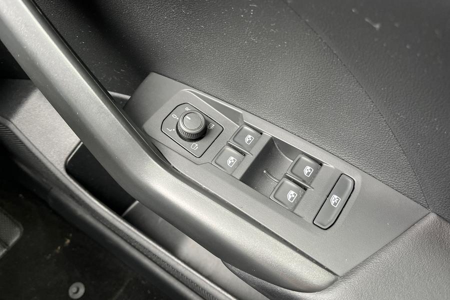 Volkswagen T-CROSS Photo autoimg-711dfd8deb95b0ef18c5e51d0b3c95a5029febb8.jpg