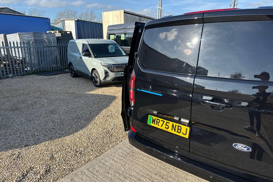 Used FORD E-TRANSIT CUSTOM WR75NBJ 37