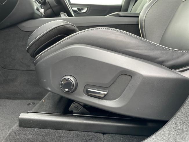 Volvo XC60 Photo 27