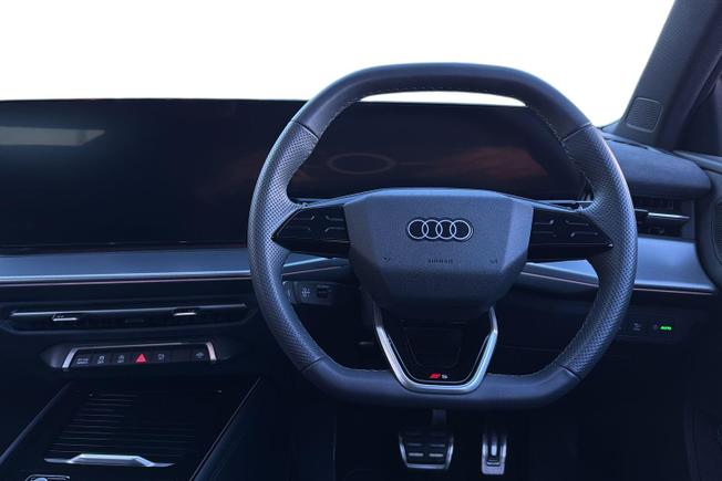 AUDI Q3 Photo 12