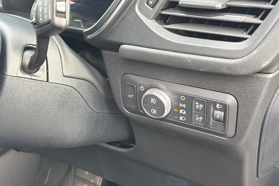 Ford KUGA Photo autoimg-712e484e7353e05bc264d47af289ff8a2856b4a7.jpg