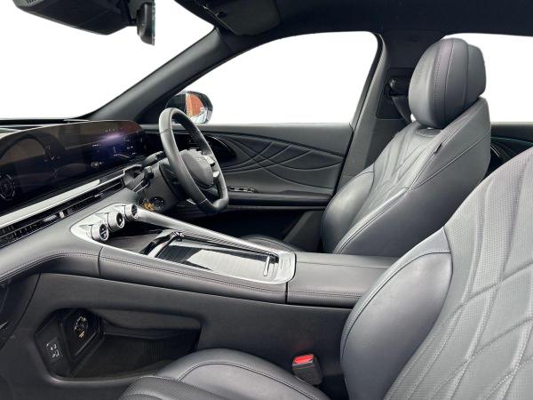 OMODA OMODA 9 1.5 T PHEV AWD NOBLE Photo autoimg-71306cccc919b9c717a81c56cf72c151ccf109f4.jpg