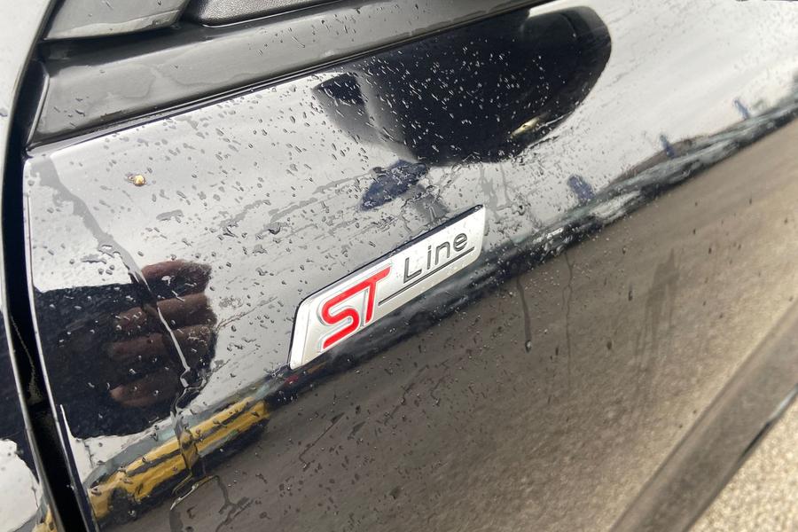 Ford Kuga Photo autoimg-7132470786f4f38c9d0e1973817e2c8c53c74a0a.jpg