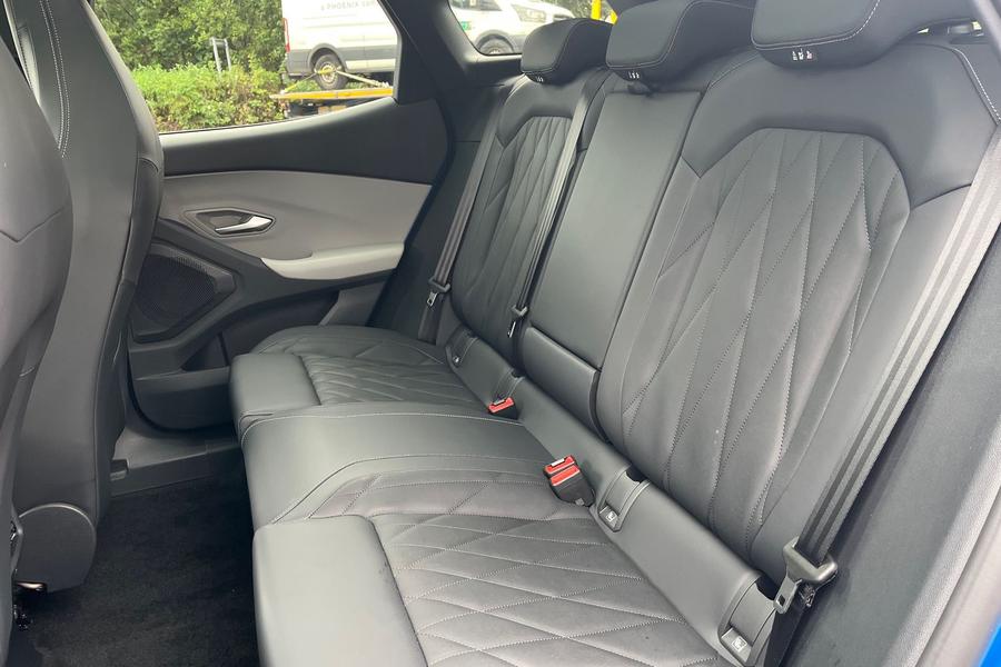 Ford Explorer Photo autoimg-713458450bd29ac04ff8a422817fad8f11b00bd5.jpg