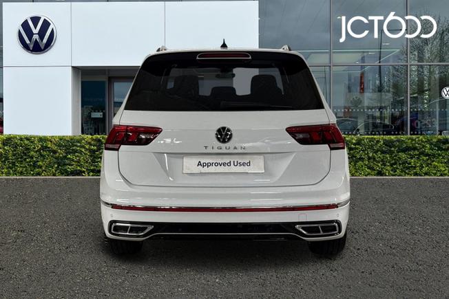 VOLKSWAGEN Tiguan Photo 7