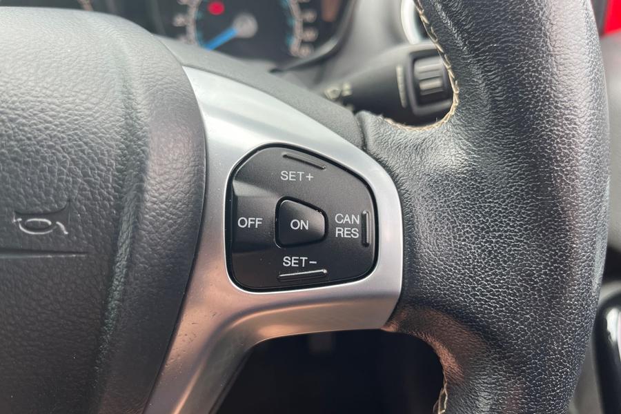 Ford FIESTA Photo autoimg-7138045501c45ab63fc68c4c94d801f217c97ffe.jpg