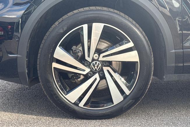 Volkswagen T-Roc Photo 5