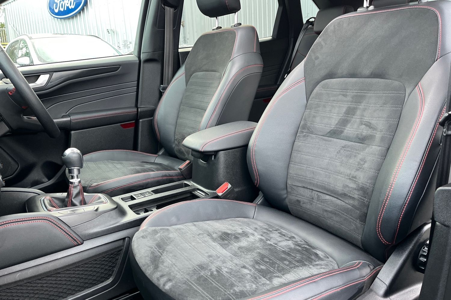 Ford Kuga Photo 18