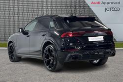 AUDI Rsq8 Photo 3