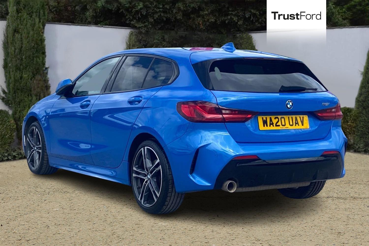 BMW 1 SERIES Photo 1