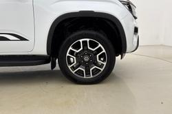 VOLKSWAGEN Amarok Photo 5