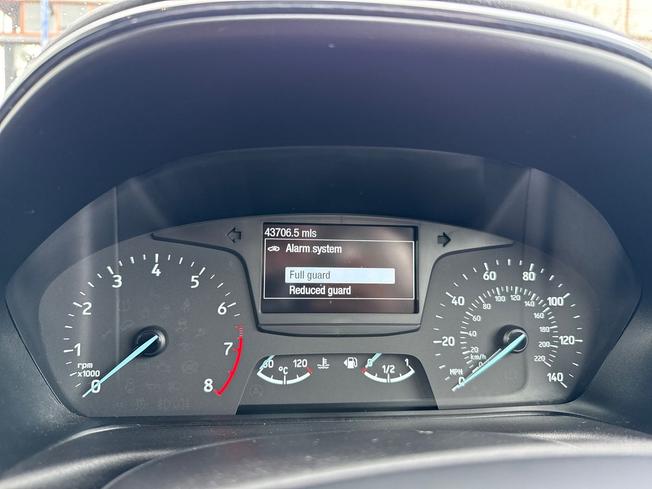 FORD Fiesta Photo 15