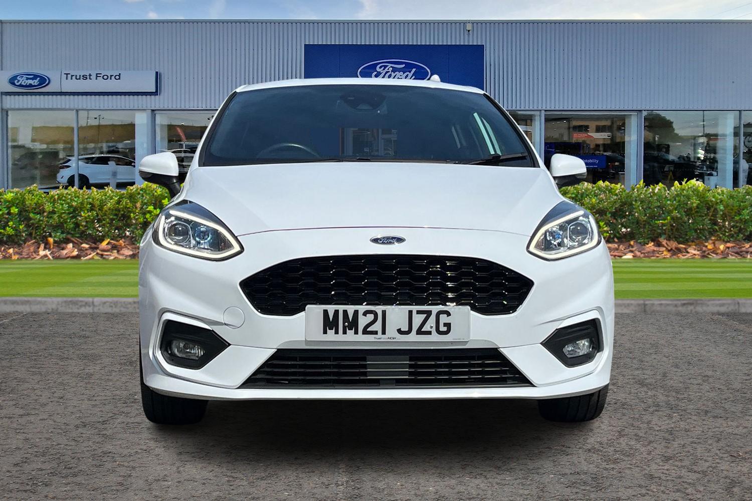 Ford FIESTA Photo 5