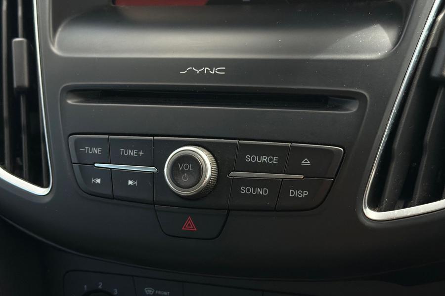 Ford Focus Photo autoimg-7150f53a31fcb48ad9e289b3b9657c7a97f4b91a.jpg