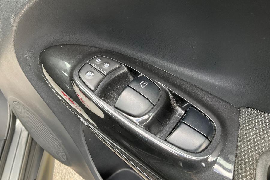 Nissan JUKE Photo autoimg-715443e7e8d9262b09de435a468820fe821ca2c9.jpg