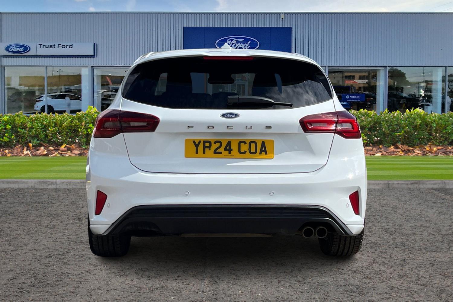 Ford Focus Photo 6