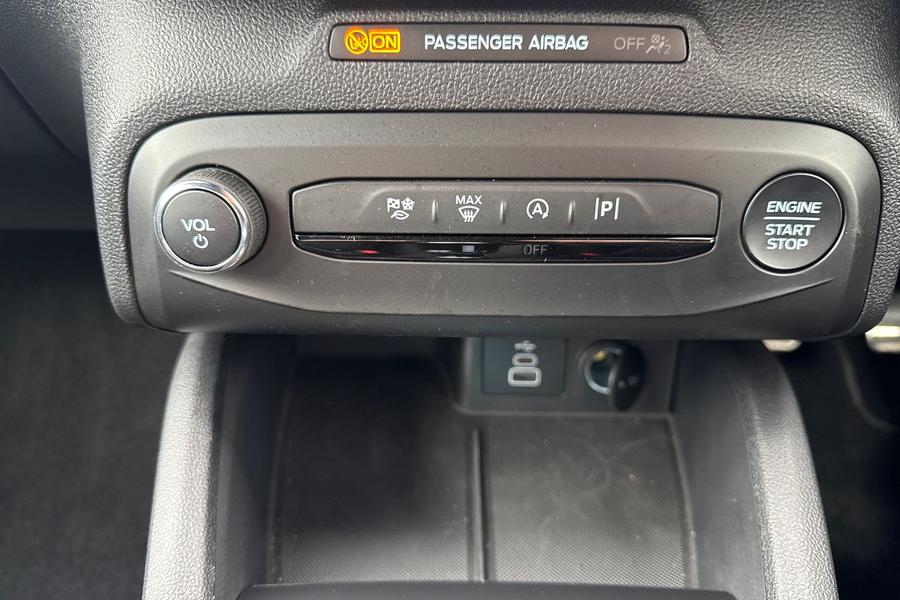 Ford FOCUS Photo autoimg-715bc5d0d52cddaf8f4a317781c2b7787d8d3460.jpg