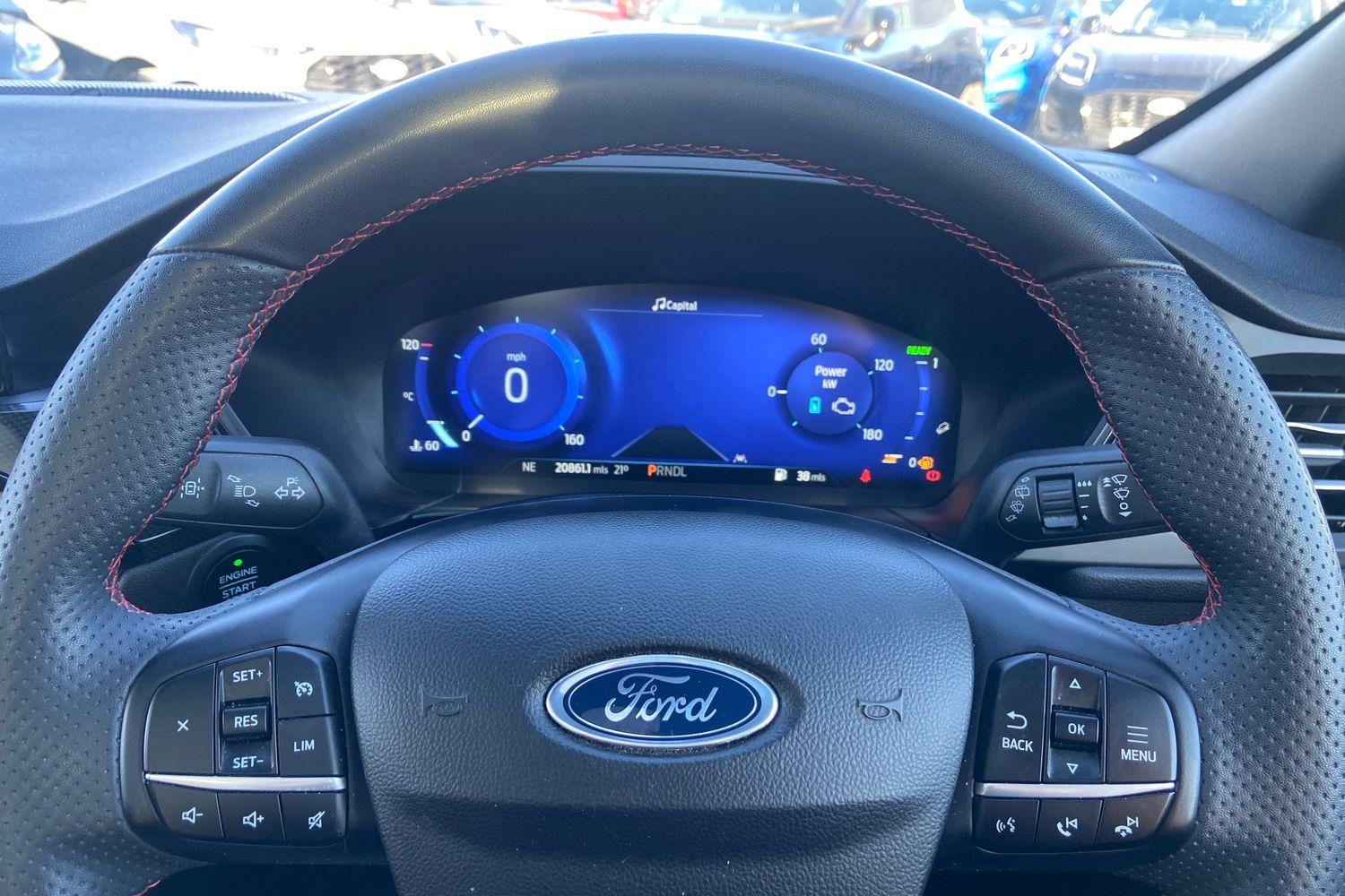 Ford KUGA Photo 11