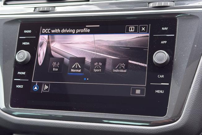 VOLKSWAGEN Tiguan Photo 36