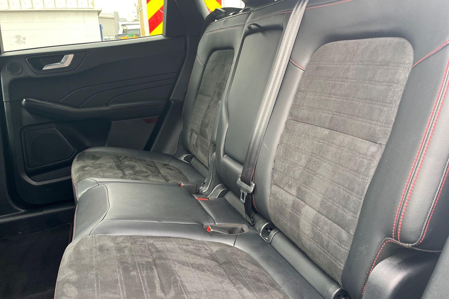 Ford KUGA Photo 19