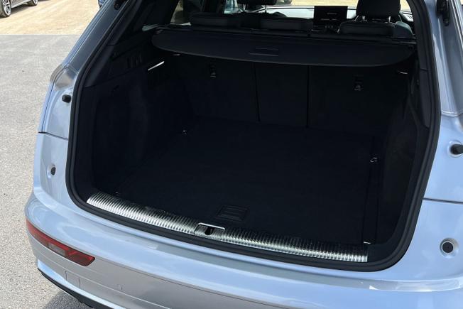 AUDI Q5 Photo 12