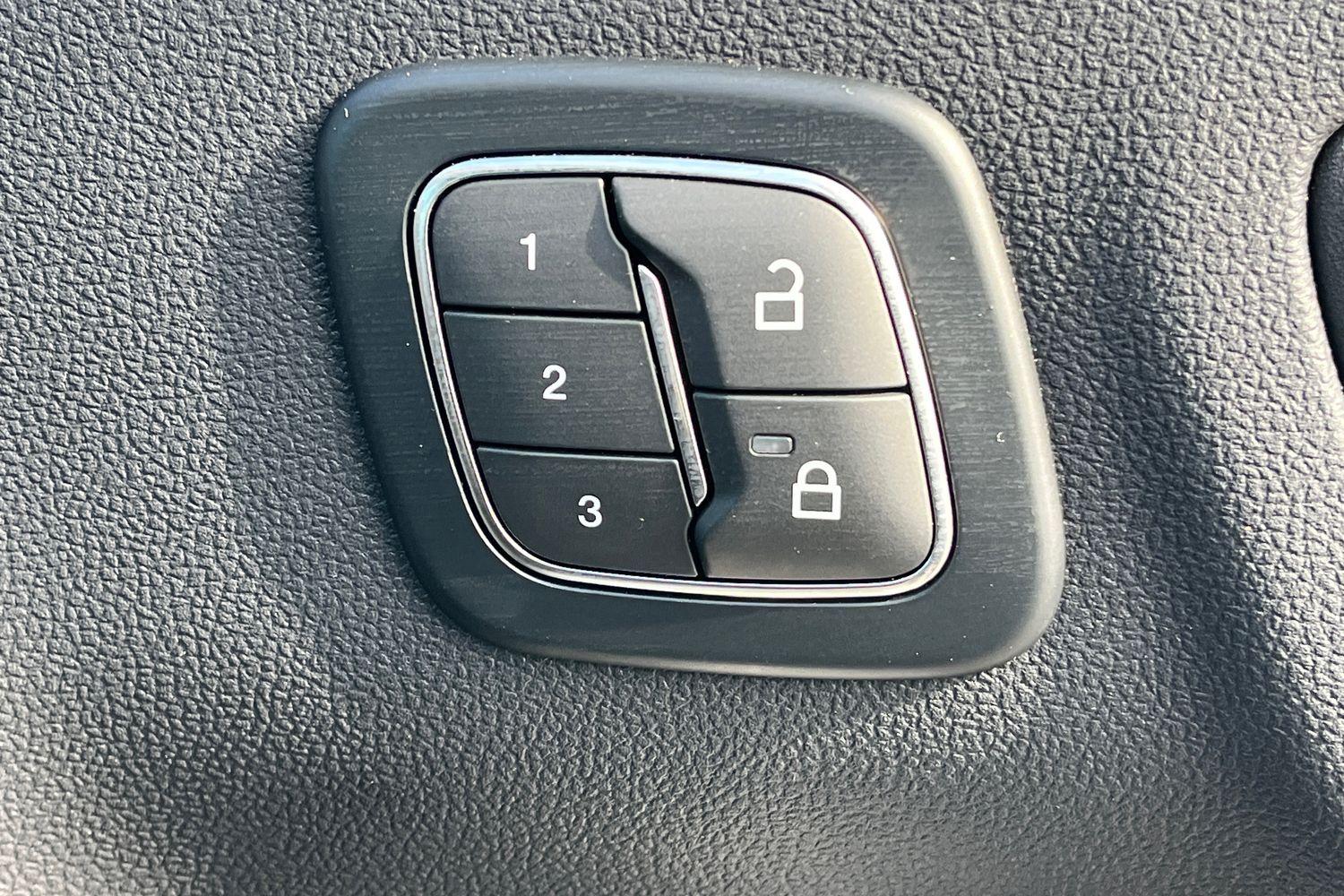 Ford Kuga Photo 25