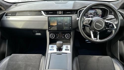 Jaguar F-PACE Photo autoimg-716182520065f01aea533b9971f146016ca0e798.jpg