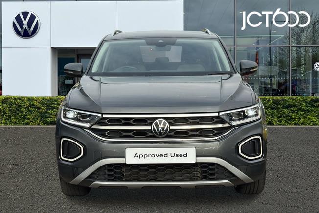 VOLKSWAGEN T-Roc Photo 8