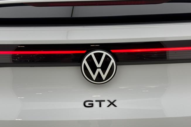 VOLKSWAGEN Id.5 Photo 32