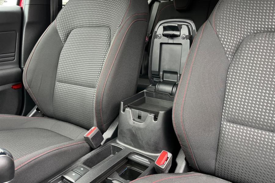 Ford Focus Photo autoimg-7169b8766a8dd9855dca1507e2e450adc95921f2.jpg