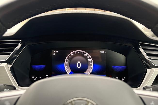VOLKSWAGEN Touran Photo 15