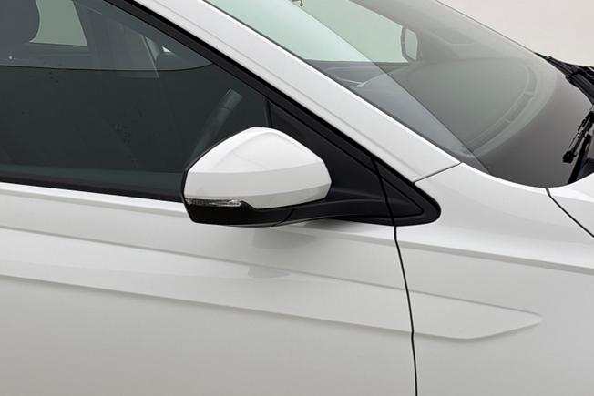 VOLKSWAGEN Polo Photo 20