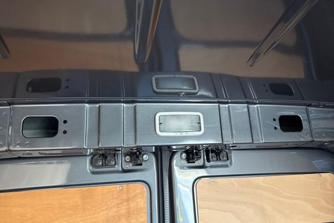 VOLKSWAGEN Crafter Photo 24