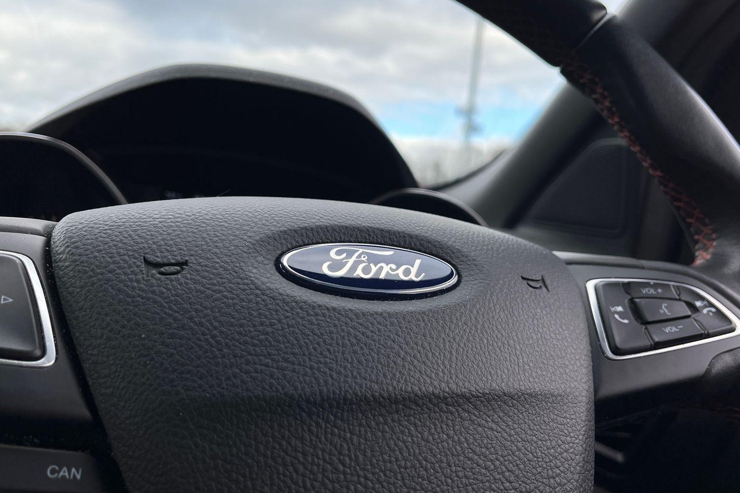 Ford Kuga Photo 38