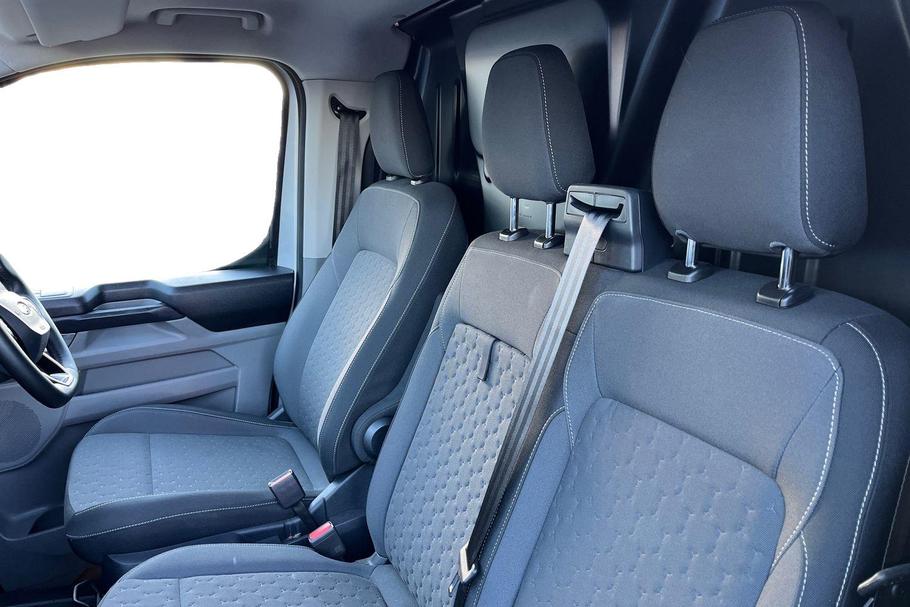 Used Ford TRANSIT CUSTOM 10