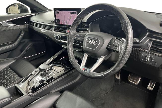 AUDI Rs4 Avant Photo 6