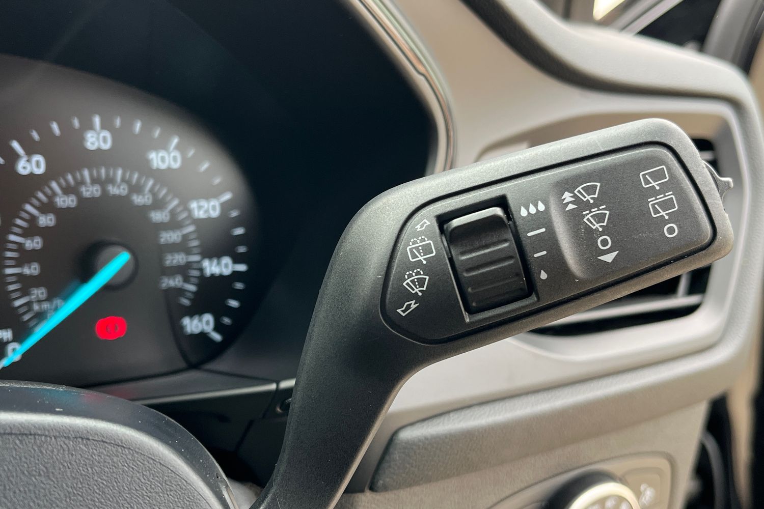 Ford Focus Photo 14