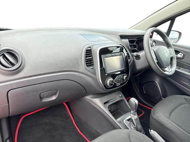 RENAULT Captur Photo 2