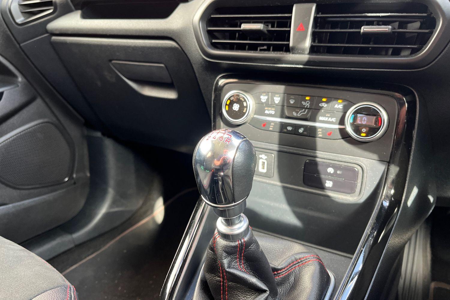 Ford ECOSPORT Photo 36