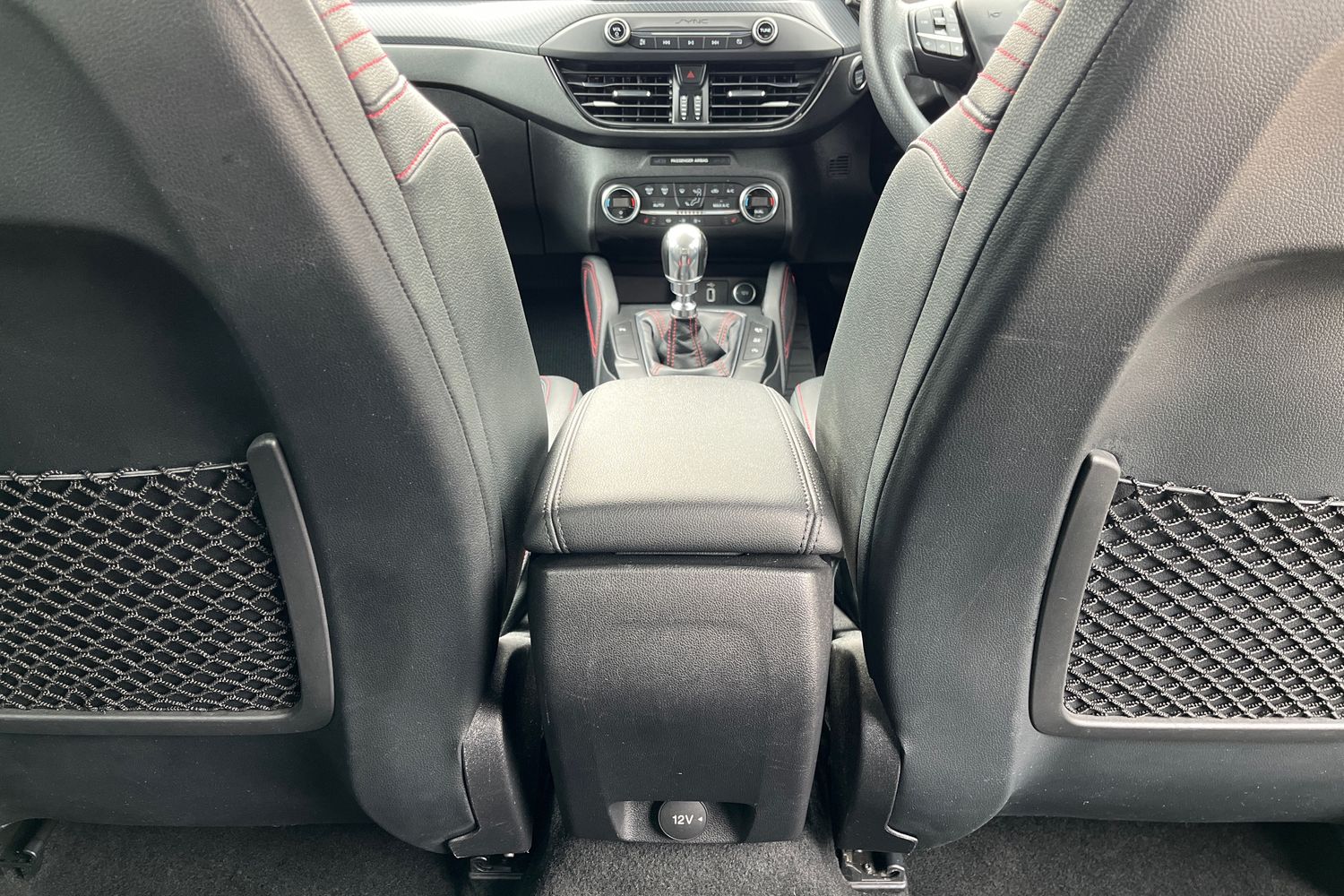 Ford Focus Photo 26
