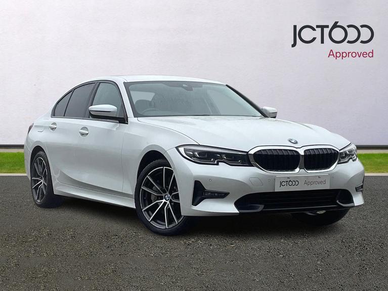 Used 2020 BMW 3 Series 2.0 330e 12kWh Sport Pro Saloon 4dr Petrol Plug-in Hybrid Auto Euro 6 (s/s) (292 ps) White at JCT600