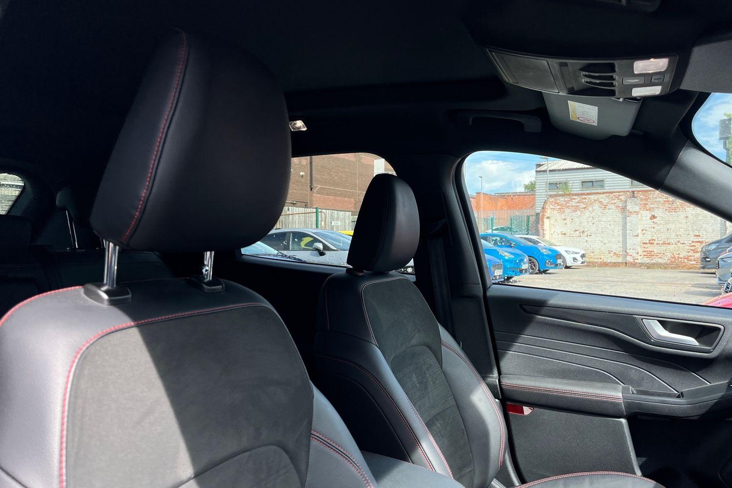 Ford KUGA Photo 16