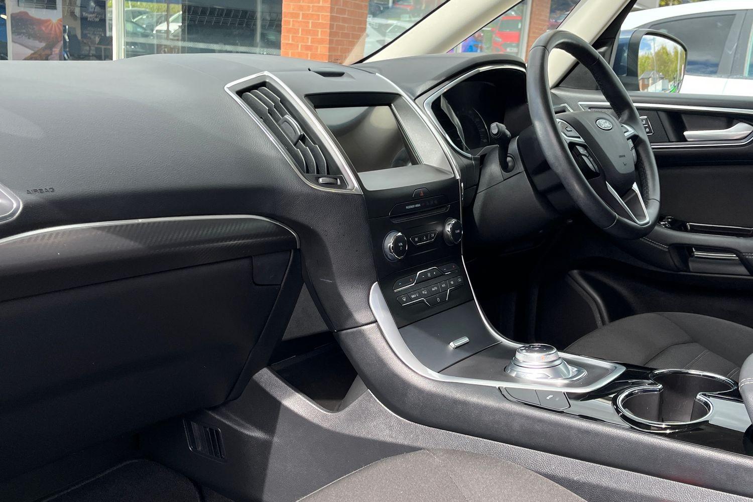 Ford Galaxy Photo 17