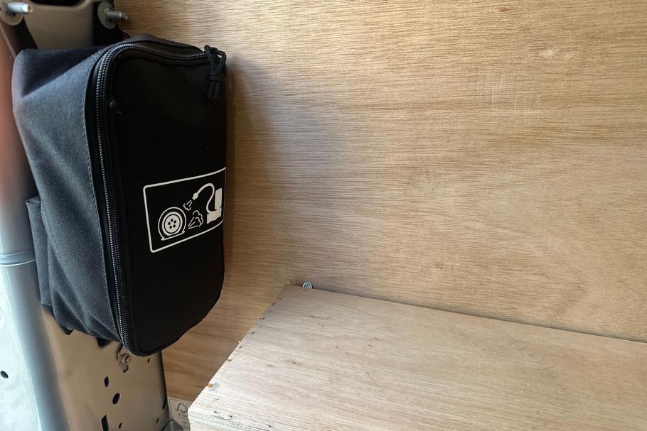 Used FORD TRANSIT CUSTOM WR75MWU 8