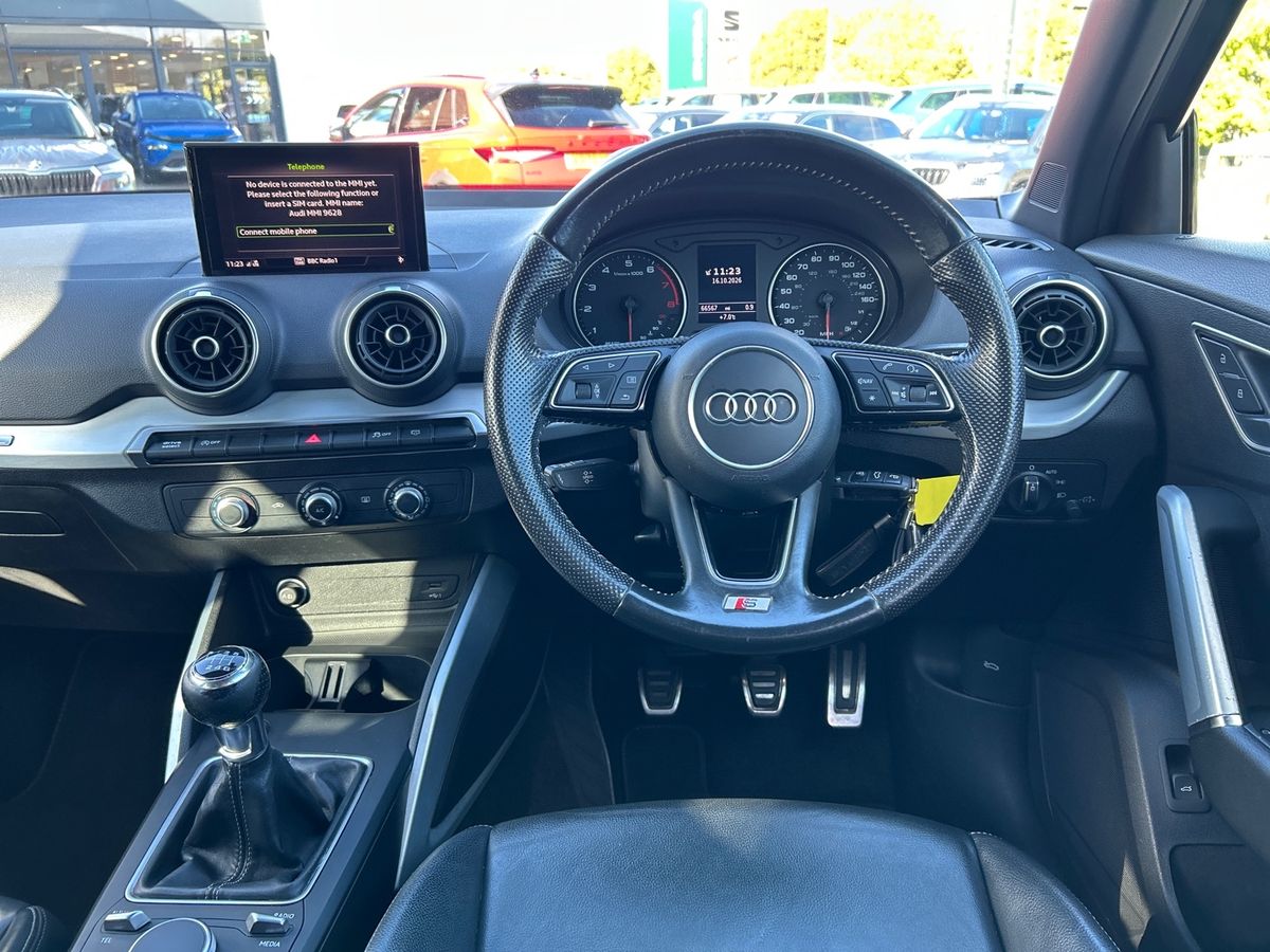 Audi Q2 Photo 13
